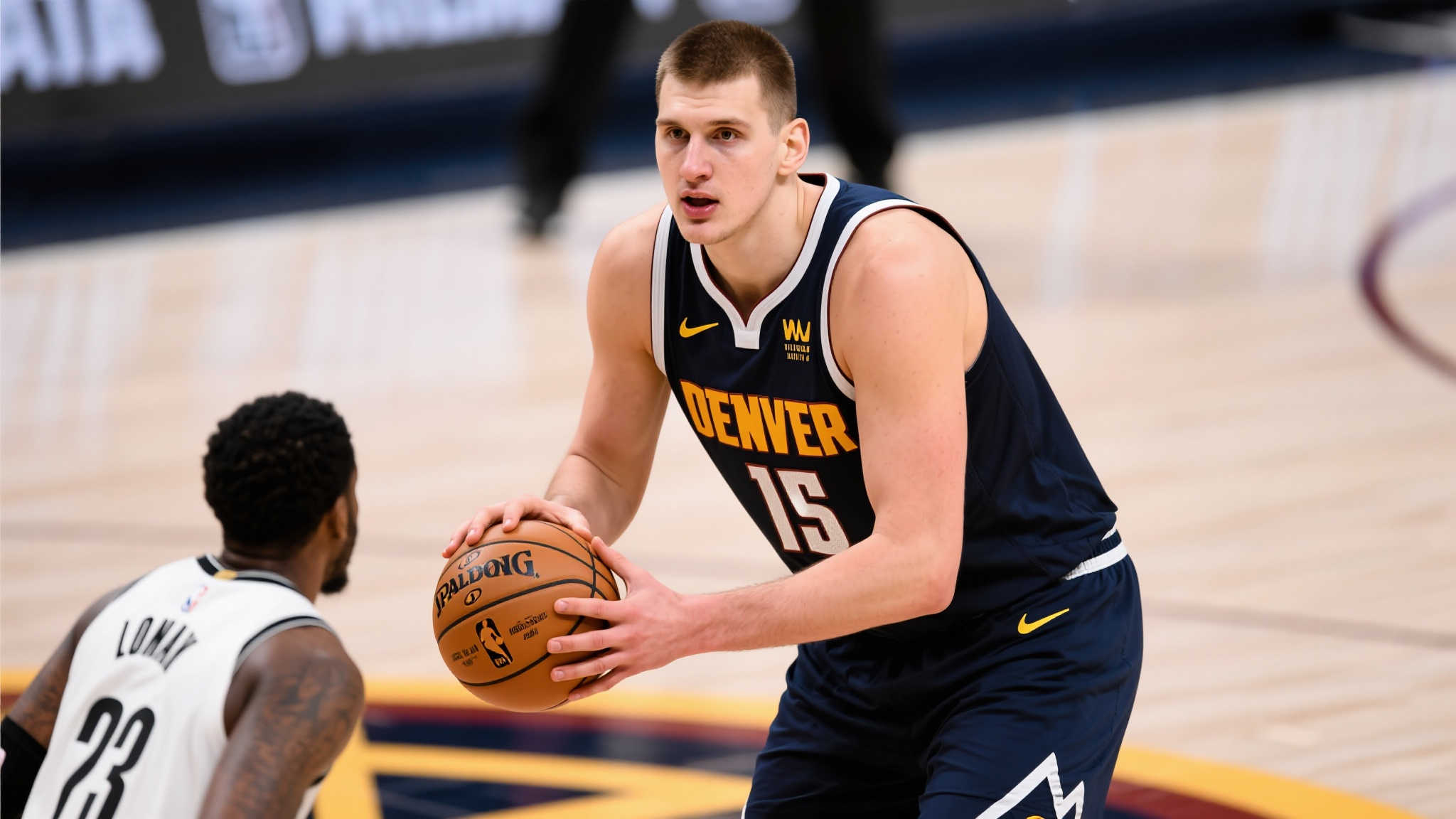 约基奇季后赛全面领跑:得分、篮板、助攻、三双与两双均居联盟之首 约基奇季后赛全面领跑:得分、篮板、助攻、三双与两双均居联盟之首